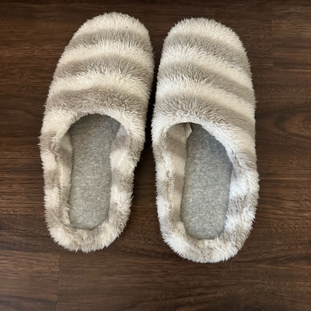 Dluxe by Dearfoam Striped Slippers Women’s Size XL 11/12